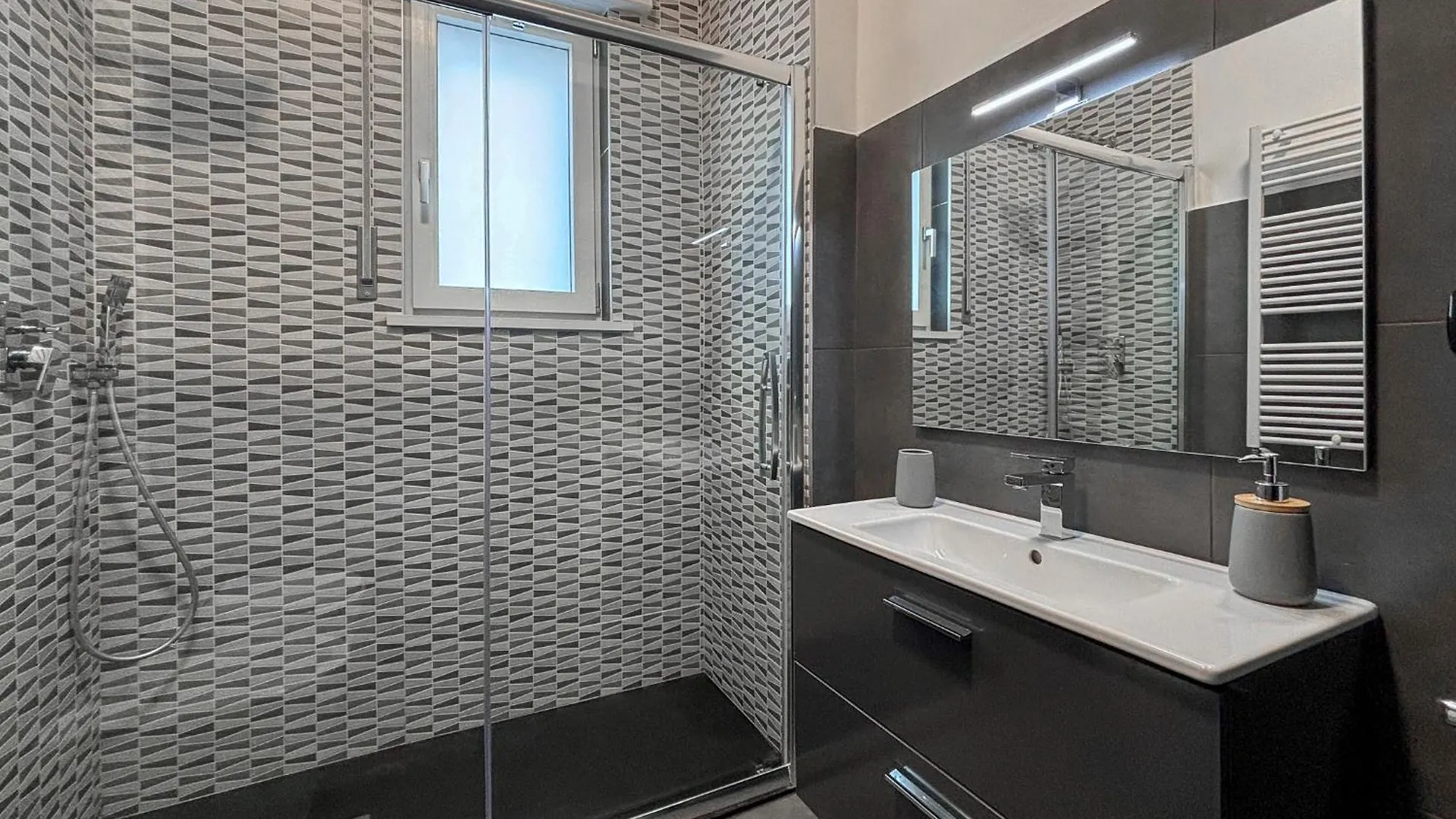 Caliph House 128 Apartment Bari