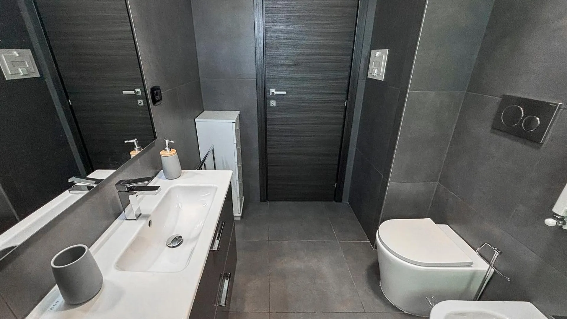 Caliph House 128 Apartment Bari Italy